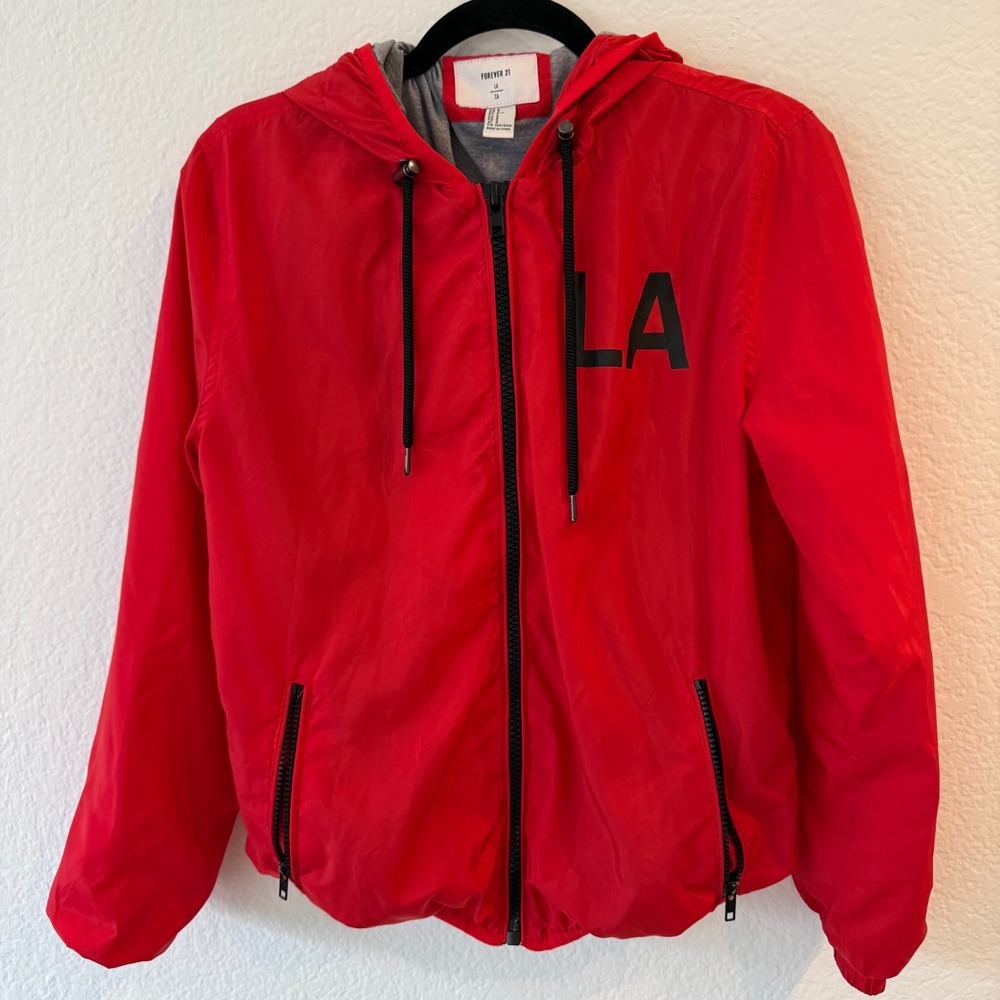 Forever 21 Windbreaker Jacket Womens Small Red LA Graphic Hooded Full Zip